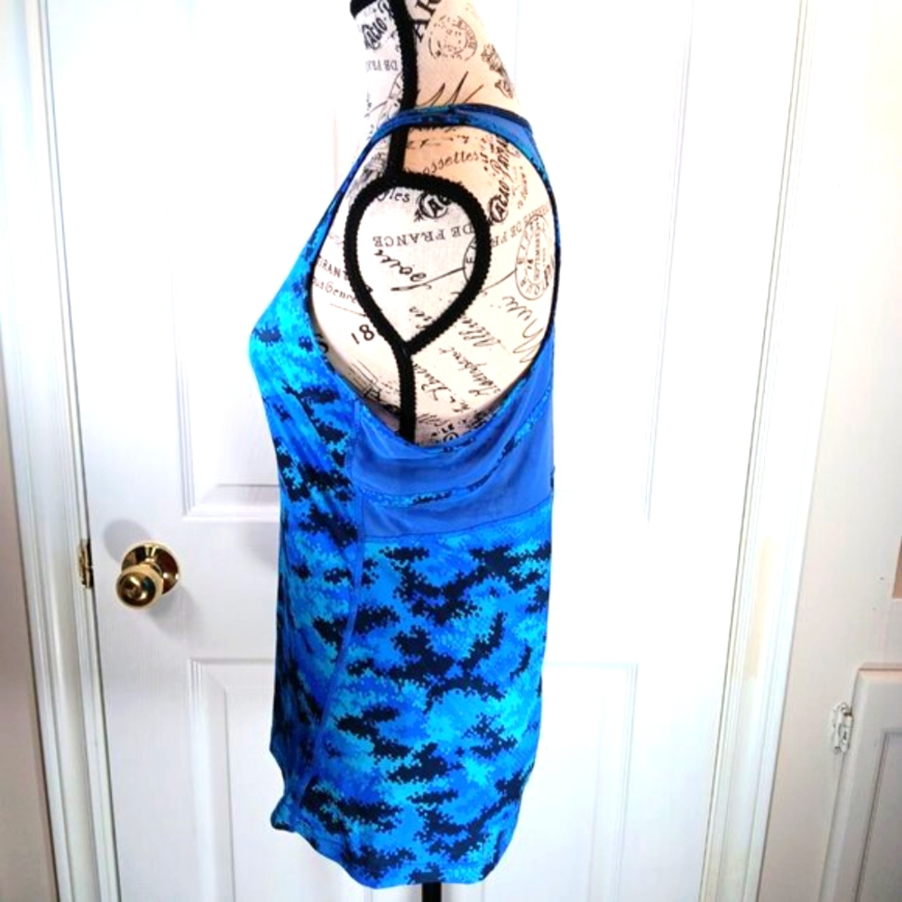 NWOT Reebok Women's Blue Black Racer Back Tank Top Activewear Size M - Picture 7 of 13